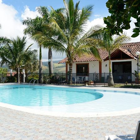 Hotel Campestre La Loma Curití מראה חיצוני תמונה