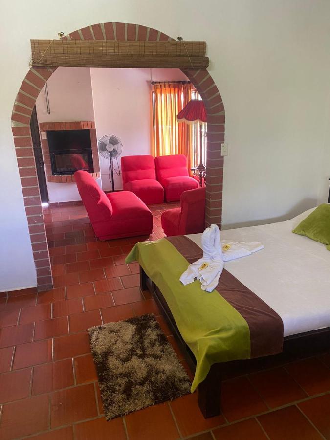 Hotel Campestre La Loma Curití מראה חיצוני תמונה