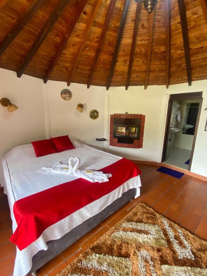 Hotel Campestre La Loma Curití מראה חיצוני תמונה