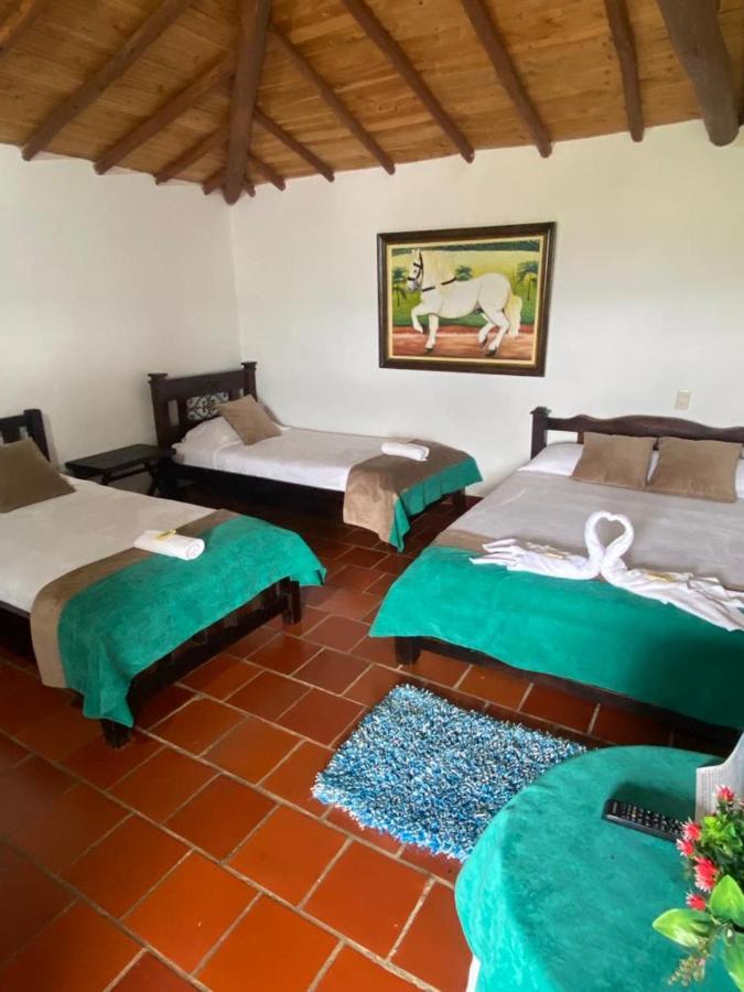 Hotel Campestre La Loma Curití מראה חיצוני תמונה