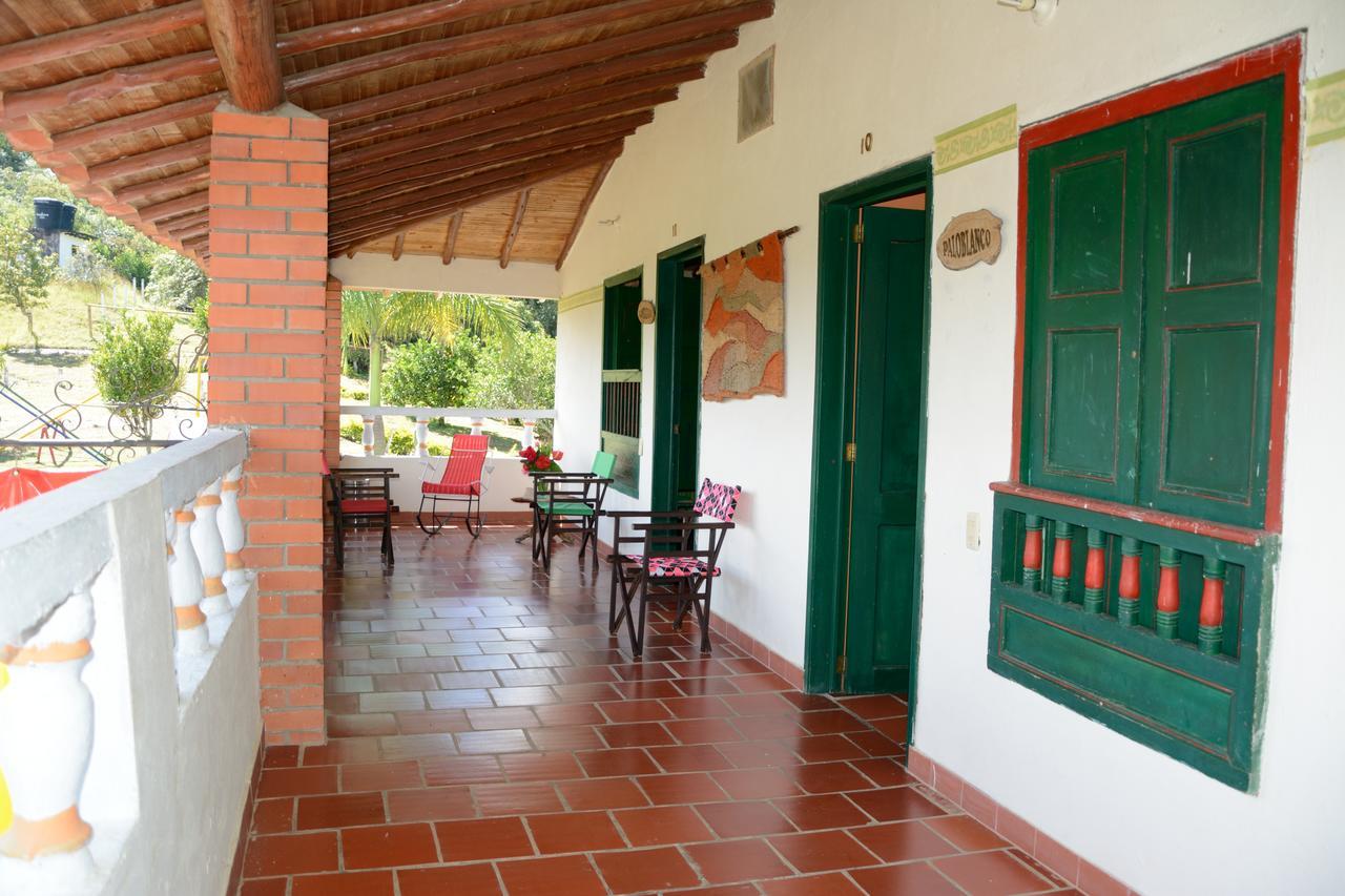 Hotel Campestre La Loma Curití מראה חיצוני תמונה