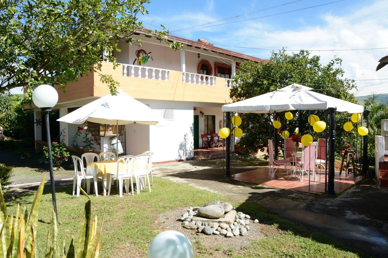 Hotel Campestre La Loma Curití מראה חיצוני תמונה