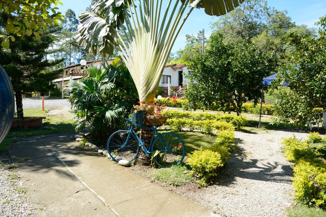 Hotel Campestre La Loma Curití מראה חיצוני תמונה